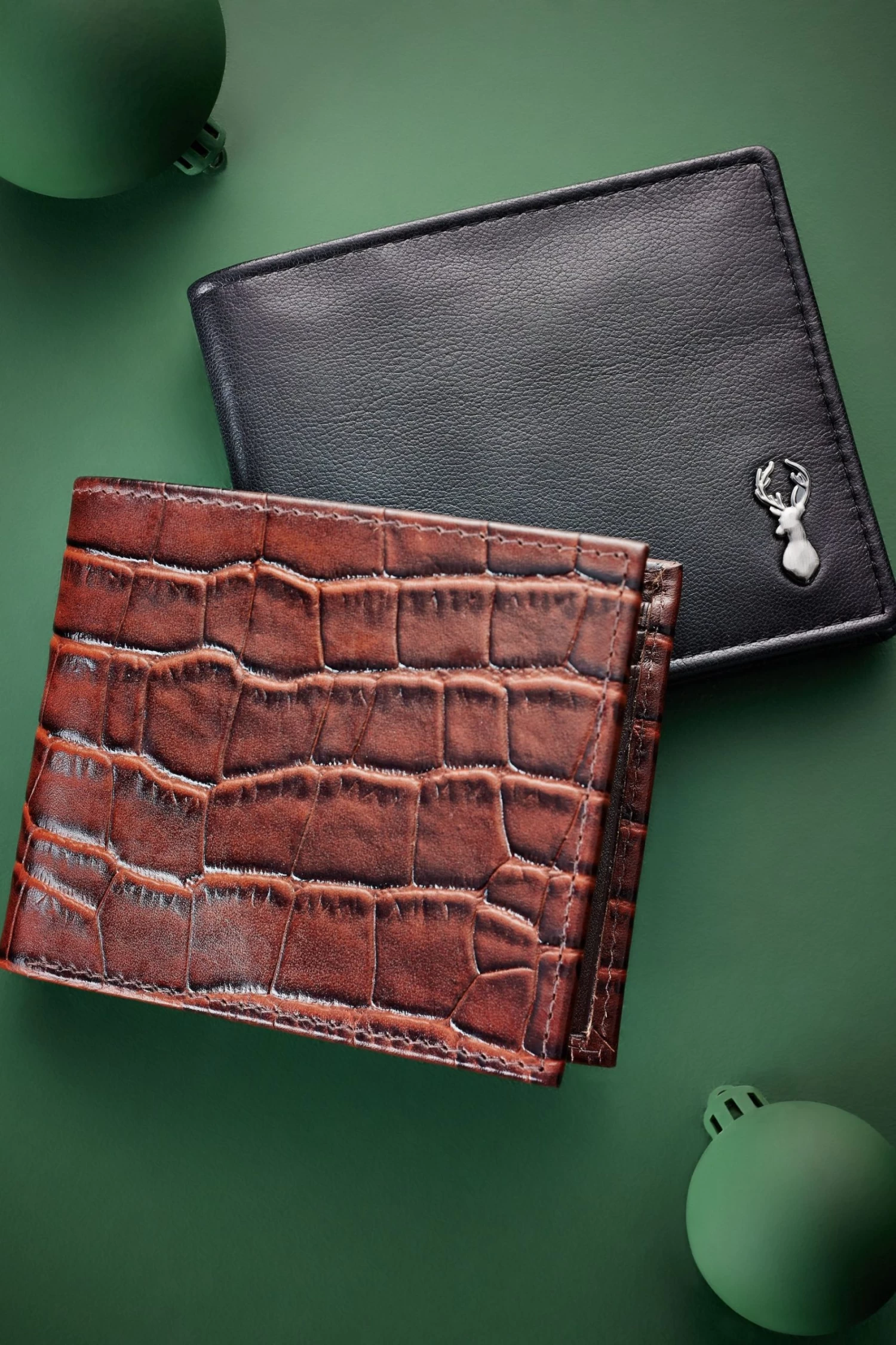 Next Leather Stag Badge Extra Capacity Wallet 6 Next Leather Stag Badge Extra Capacity Wallet - Image 4