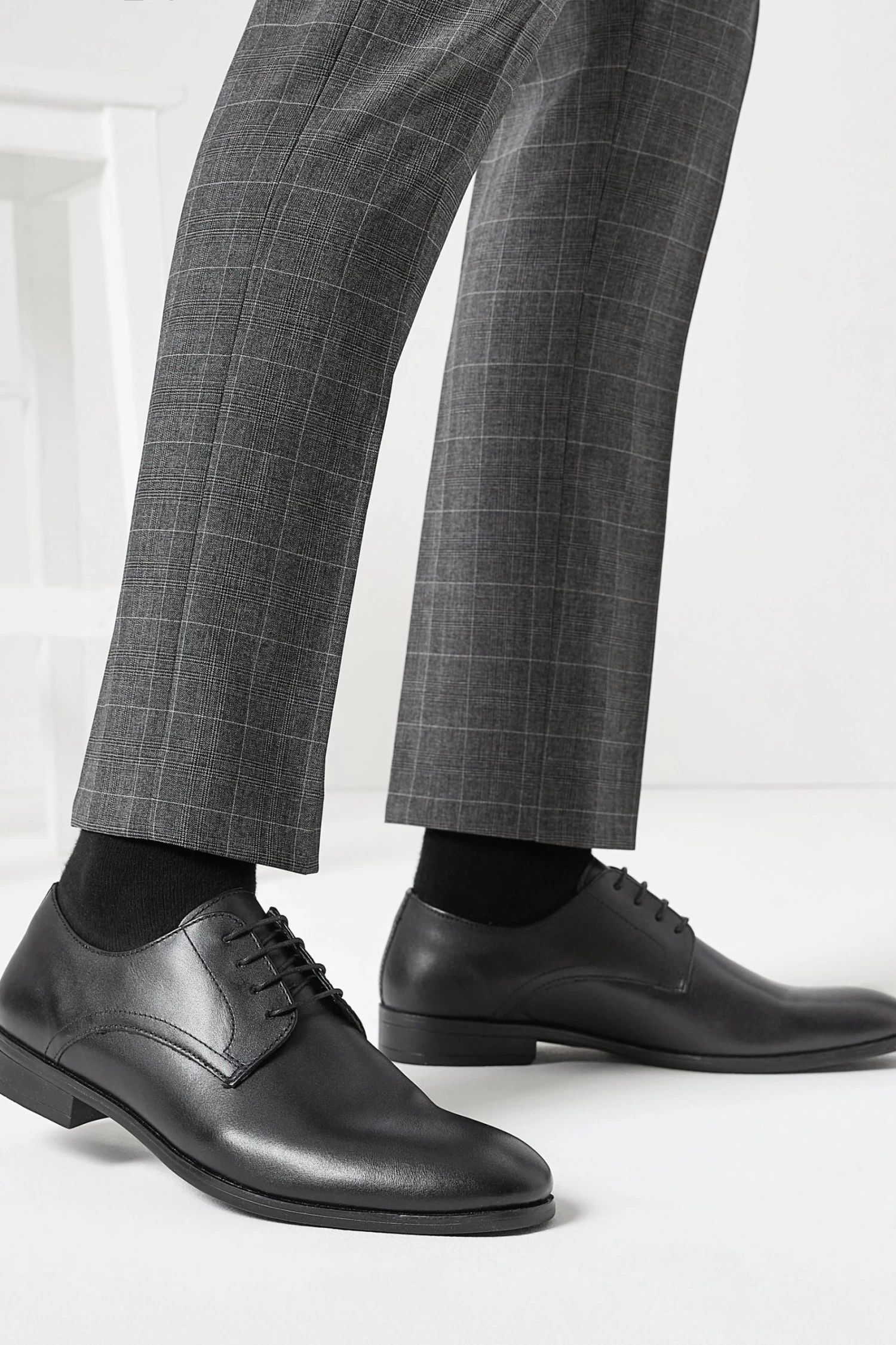 Next Black Round Toe Leather Derby Shoes 7 Next Black Round Toe Leather Derby Shoes - Image 5