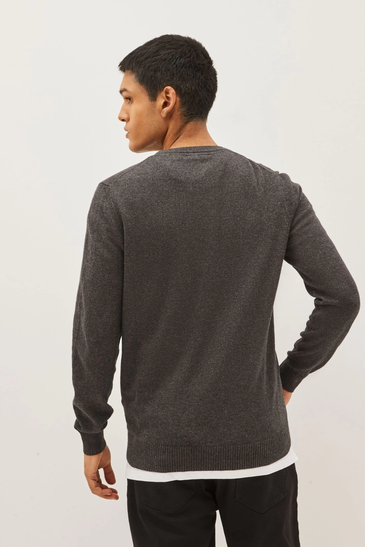 Lyle & Scott Crew-Neck Cotton Merino Jumper 4 Lyle & Scott Crew-Neck Cotton Merino Jumper - Image 2