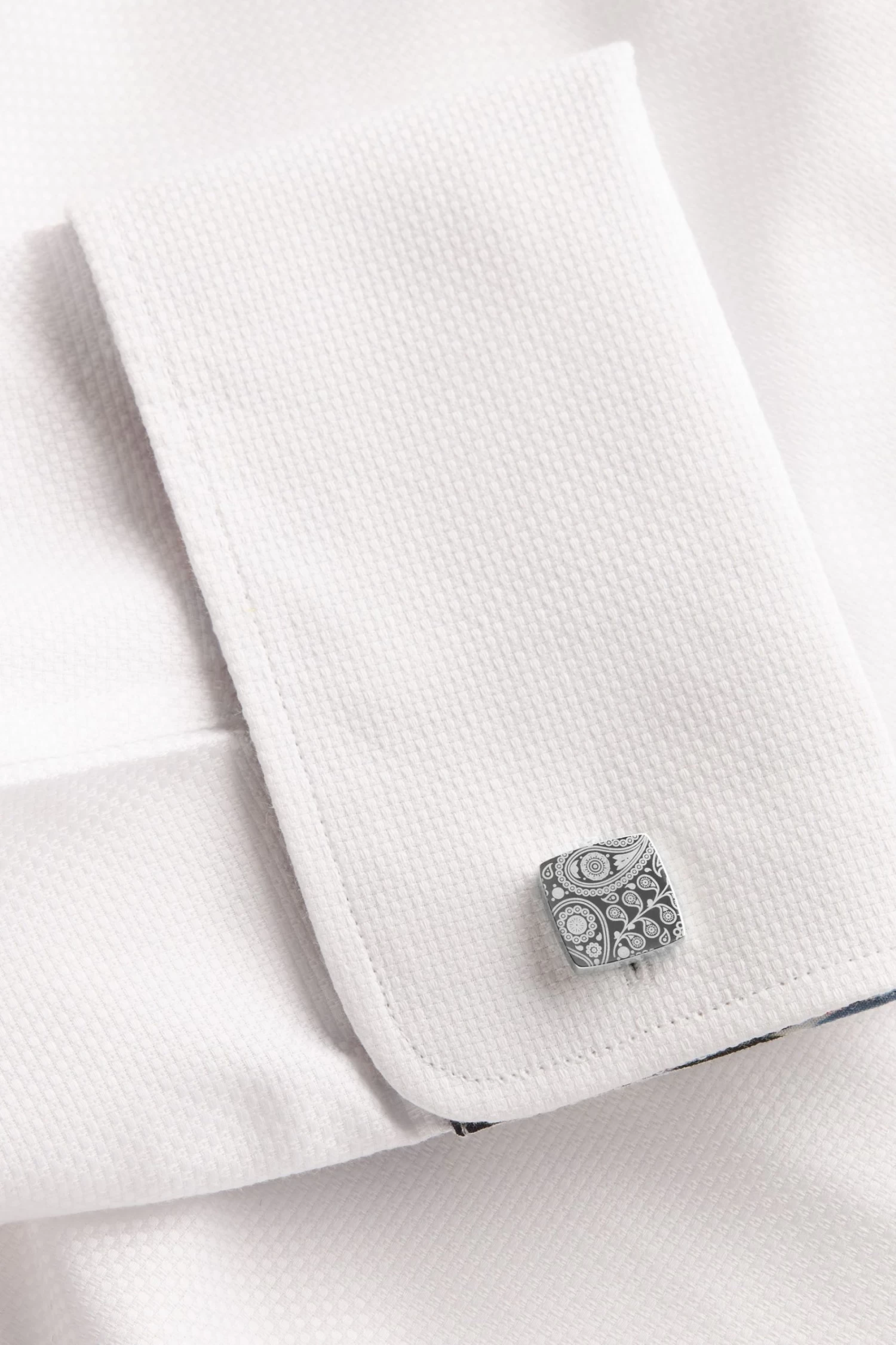 Silver Tone Simon Carter For Next Paisley Cufflink & Tie Bar Set 5 Silver Tone Simon Carter For Next Paisley Cufflink & Tie Bar Set - Image 3