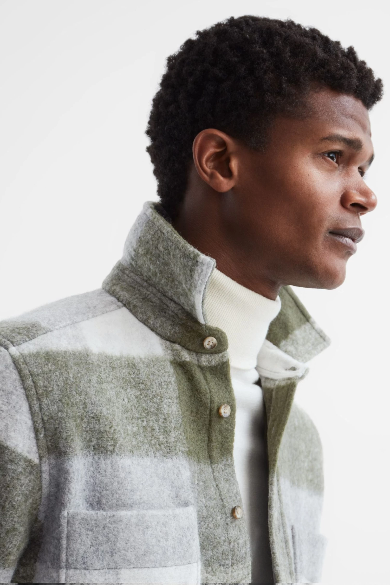 Reiss Stoval Long Sleeve Brushed Overshirt 6 Reiss Stoval Long Sleeve Brushed Overshirt - Image 4