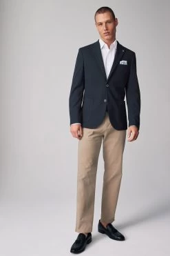 Front Page -Fashion Men Shop D42832s2