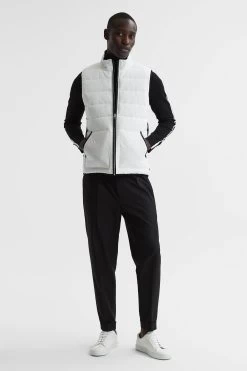 Reiss Ascot Hybrid Funnel Neck Gilet