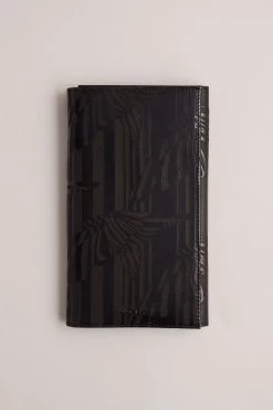 Ted Baker Flyt Laser Etched Leather Black Travel Wallet 11 Ted Baker Flyt Laser Etched Leather Black Travel Wallet -Fashion Men Shop D57167s5
