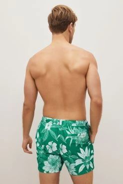 Front Page -Fashion Men Shop T07296s2