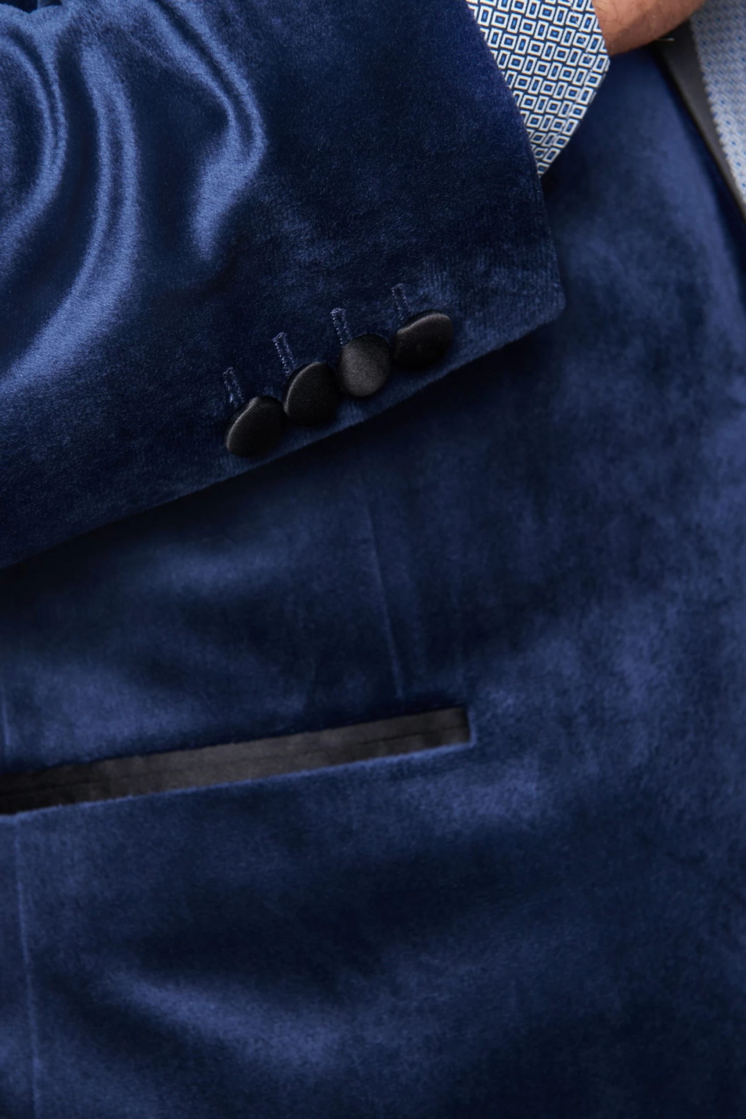 Next Slim Fit Velvet Blazer 8 Next Slim Fit Velvet Blazer - Image 6