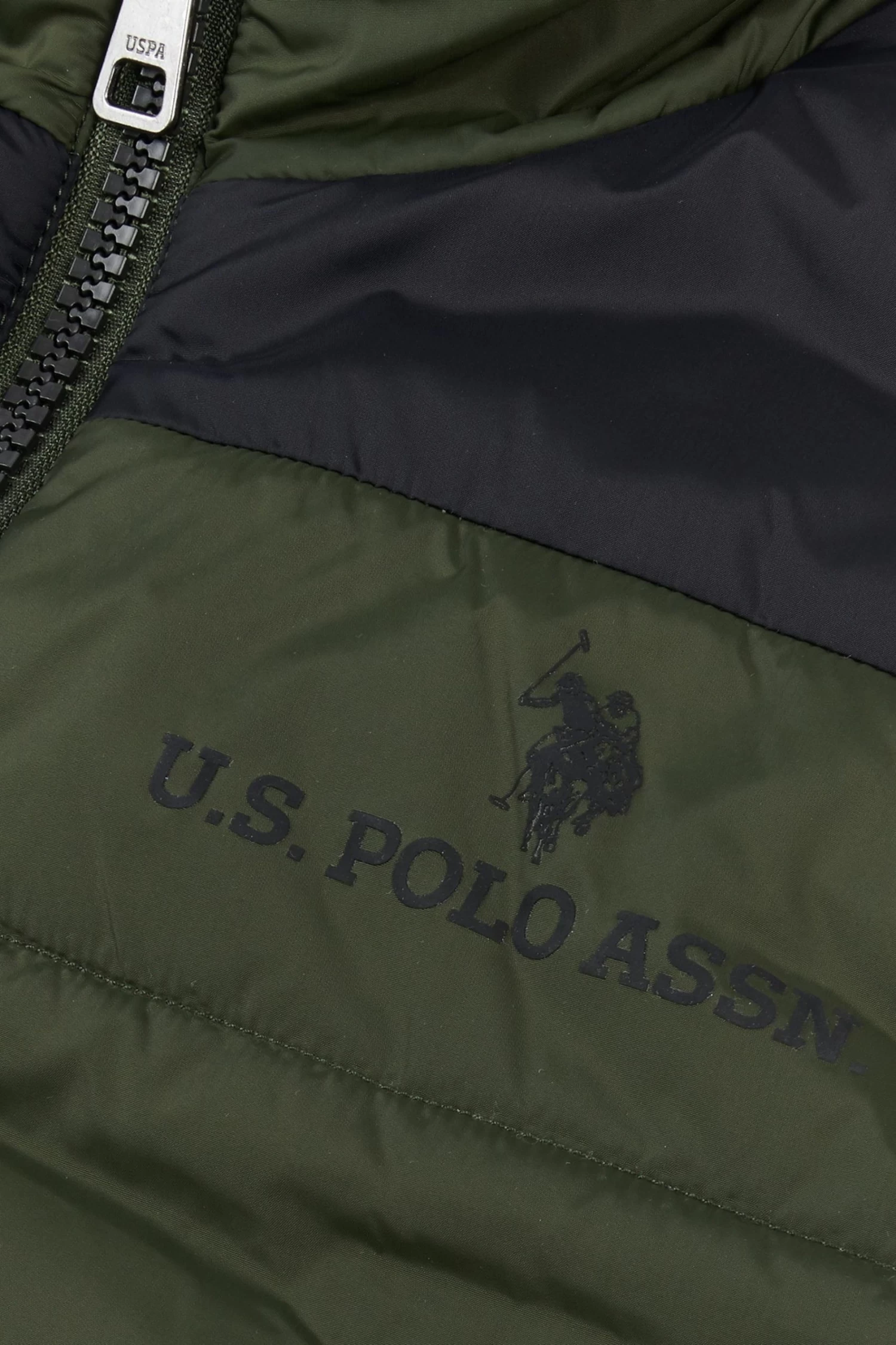 U.S. Polo Assn. Green Block Gilet 6 U.S. Polo Assn. Green Block Gilet - Image 4