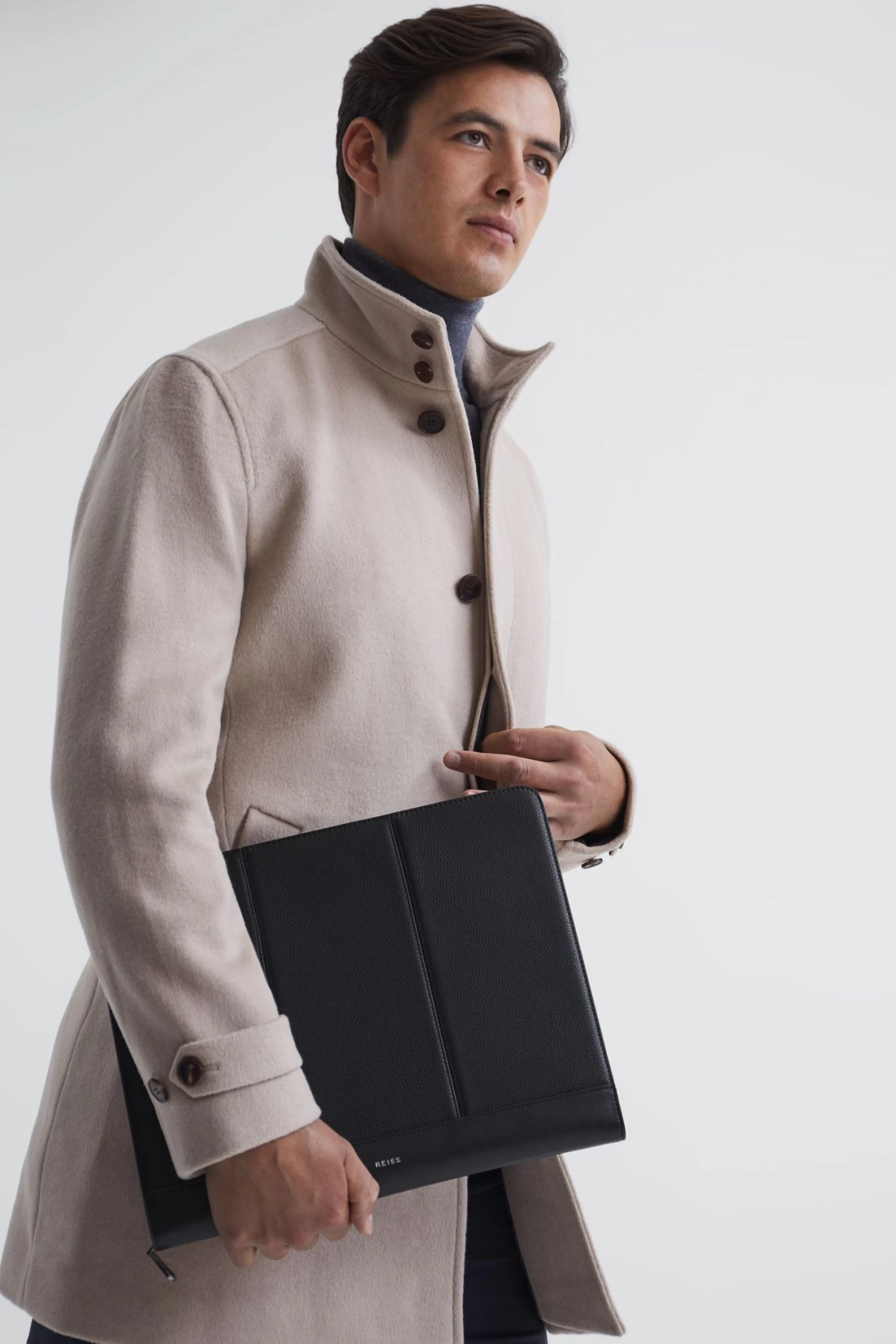 Reiss Carter Leather Folio 4 Reiss Carter Leather Folio - Image 2